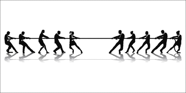 tug-of-war-disagreement